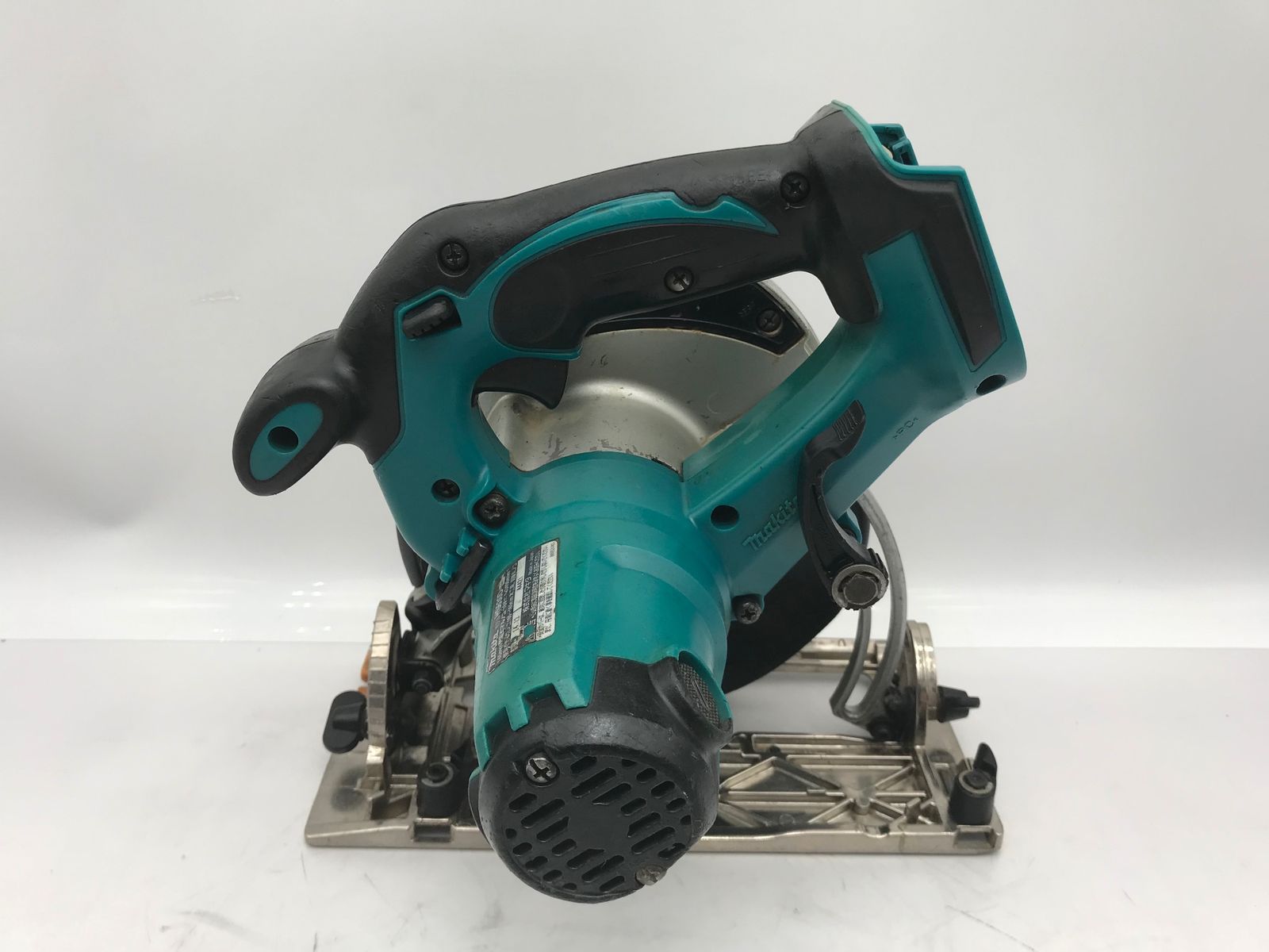 品 Makita マキタ 165mm 18v充電式マルノコ HS630DZ 本体のみ ITFCFT83D9R4 エコツール小牧ｲﾝﾀｰ店 M02