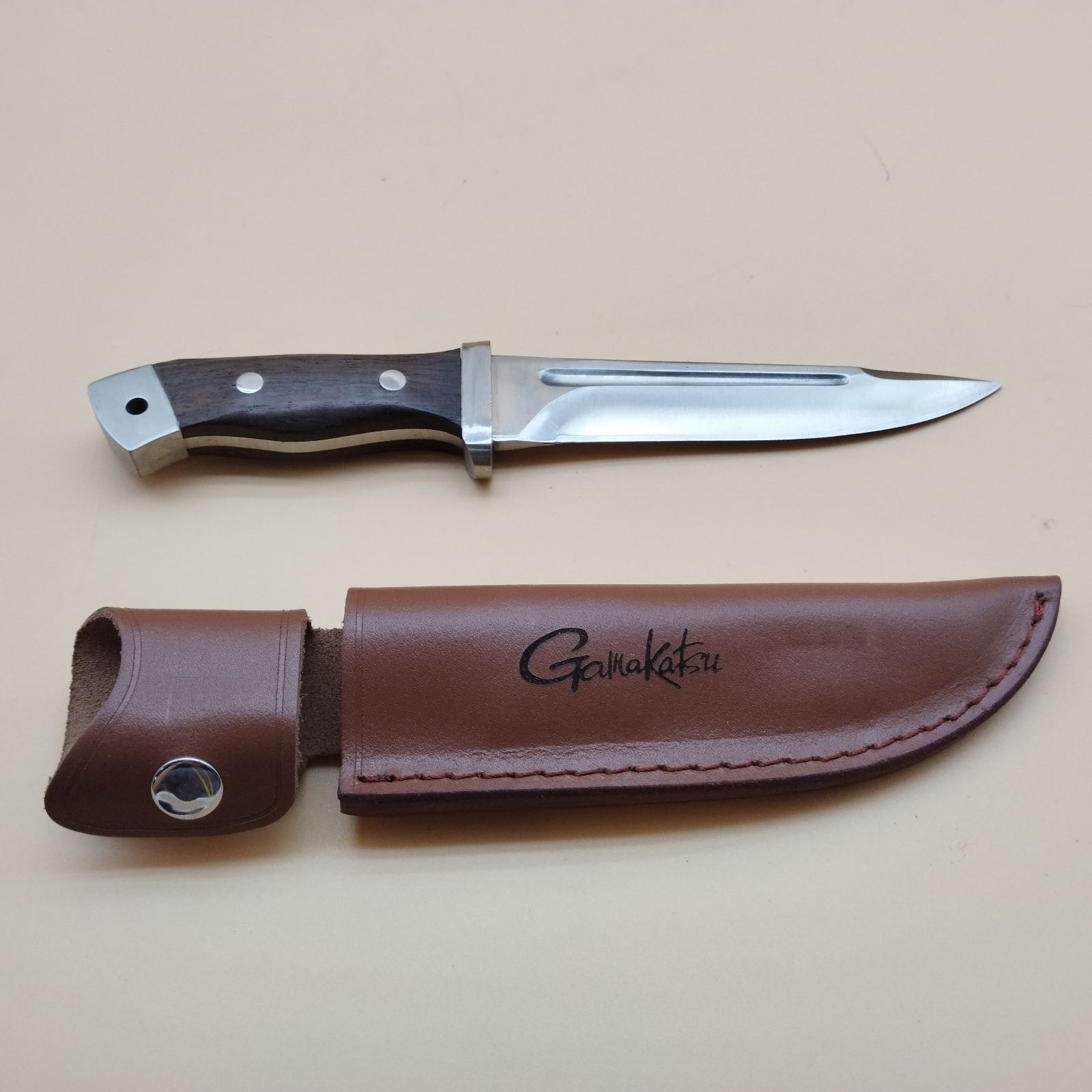 一刀両断!!　がまかつ フィッシングナイフ（大型）GM2014　（釣り、絞める、血抜き、捌く、磯釣り、チヌ釣り、フカセ釣り、グレ釣り、底物 フィッシングナイフ(大型) GM2014 | がまかつ