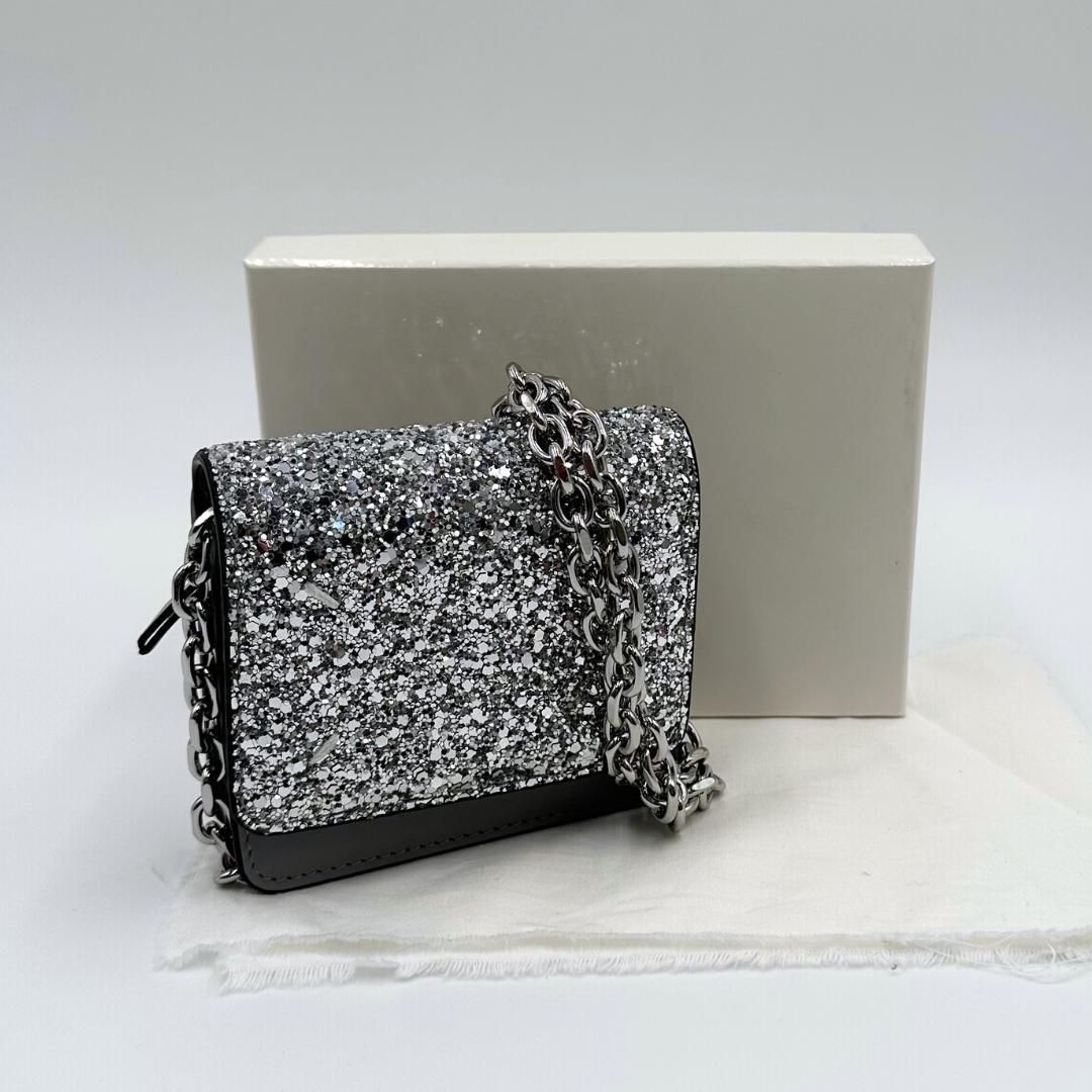 新品】Maison Margiela スパンコール チェーンウォレット - メルカリ