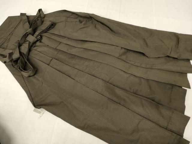 平和屋着物●男性　馬乗り袴　縞　正絹　逸品　AAAW5224br 平和屋着物○男性 馬乗り袴 縞 正絹 逸品 AAAW5224br