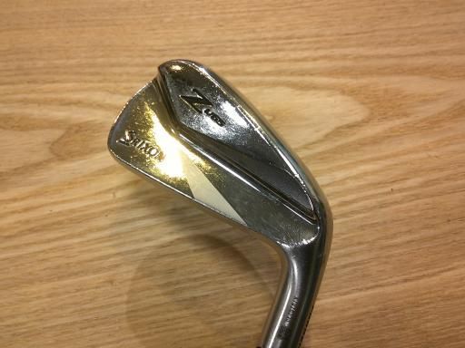 【美品】スリクソン Z U65 U4 23度 ダイナミックゴールド s200 ヘッドカバー付き ダンロップ SRIXON スリクソン Z U65 ユーティリティ Dynamic Gold DST U3 シャフト：Dynamic Gold  DST ダンロップ SRIXON スリクソン Z U65 ユーティリティ Dynamic Gold DST U3 シャフト：Dynamic  Gold