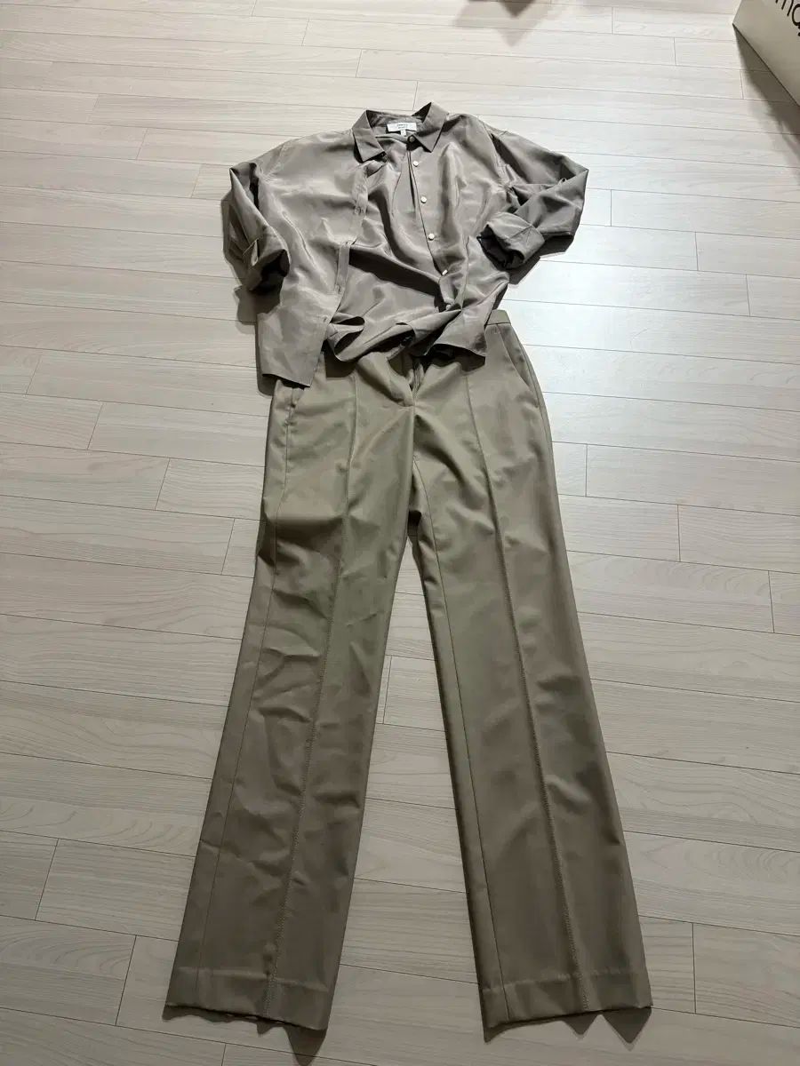 サテン シャツ ワイド パンツ セットアップ Theory セオリー