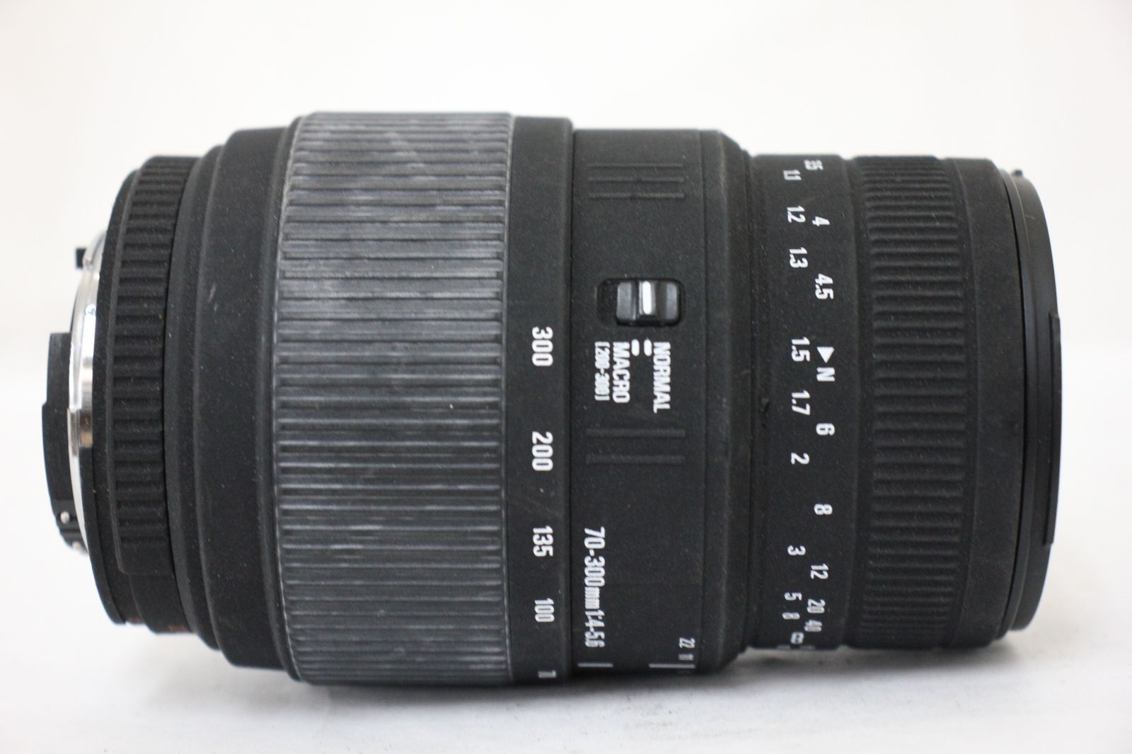 【完動品】SIGMA 70-300mm F4-5.6 DG Canon マウント Amazon.co.jp: シグマ 70-300mm F4-5.6 DG OS キヤノン用 70-300mm F4
