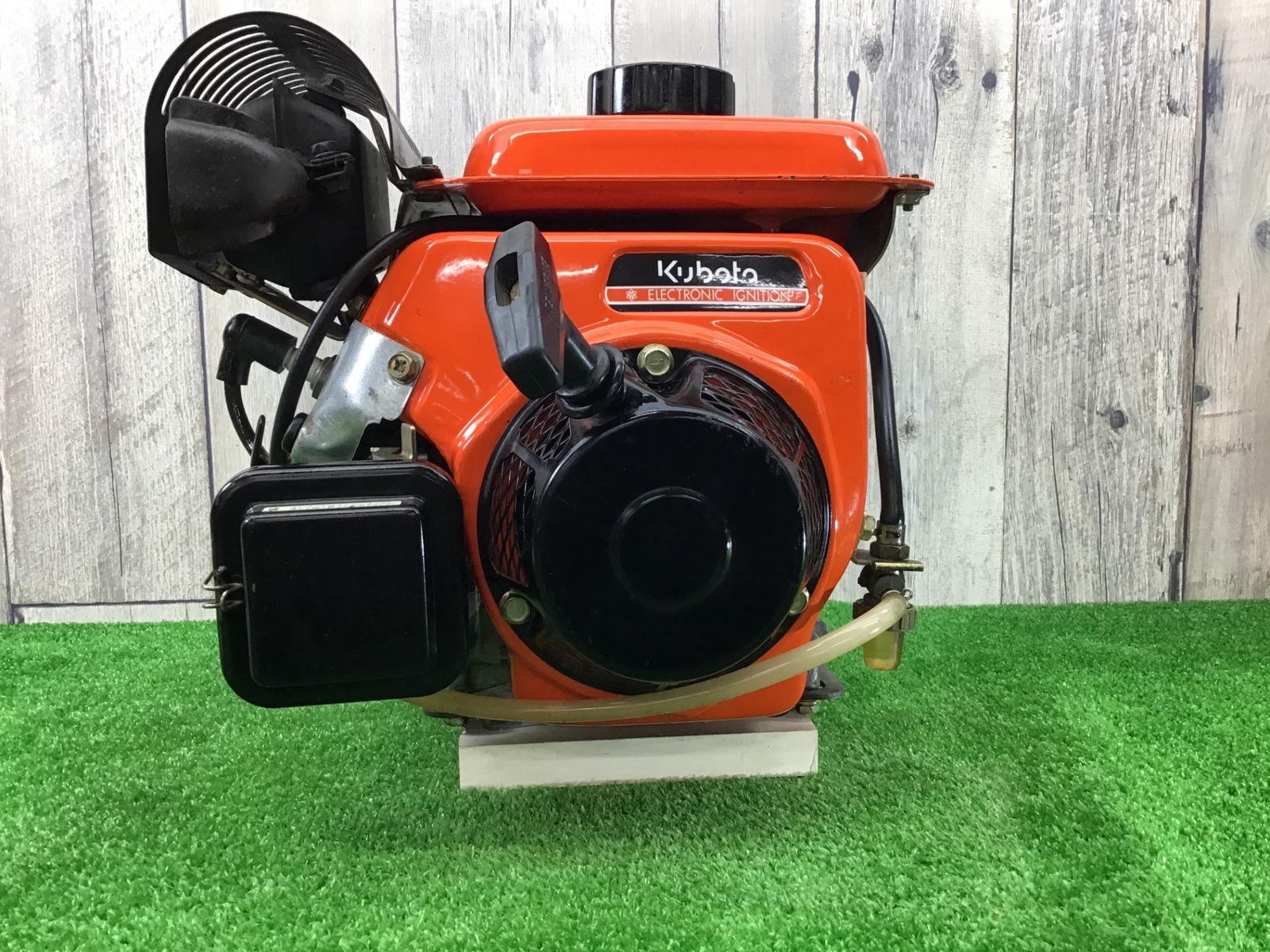 送料含む クボタ kubota GS90 エンジンのみ アクトツール富山店 窓