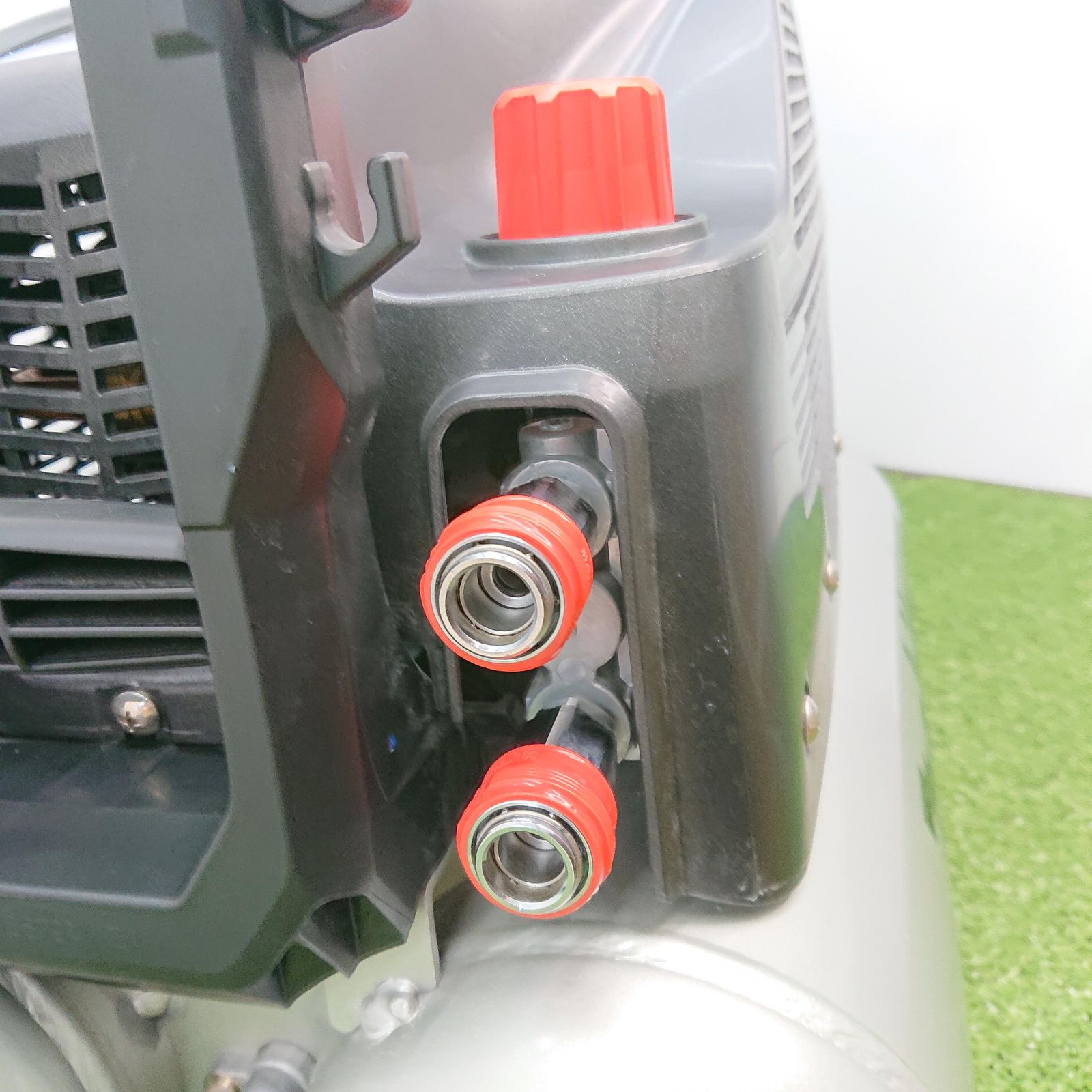 エアコンプレッサ