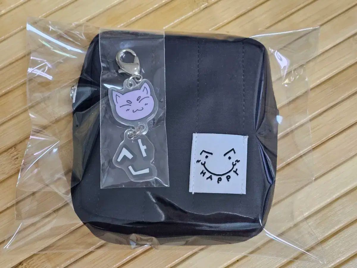 ATEEZ サン MD Amazon.co.jp: ATEEZ SAN センイルMD マスコット バースデー