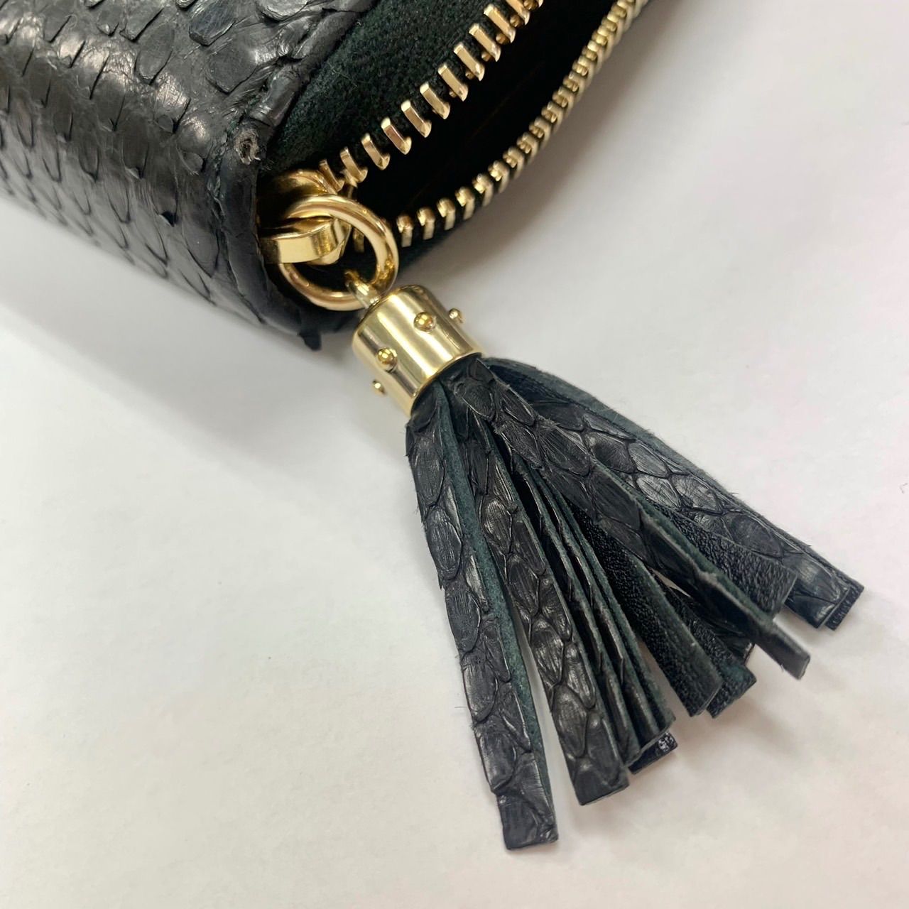 美品⭐️GUCCI グッチ】 インターロッキングG Gエンボスステッチ 