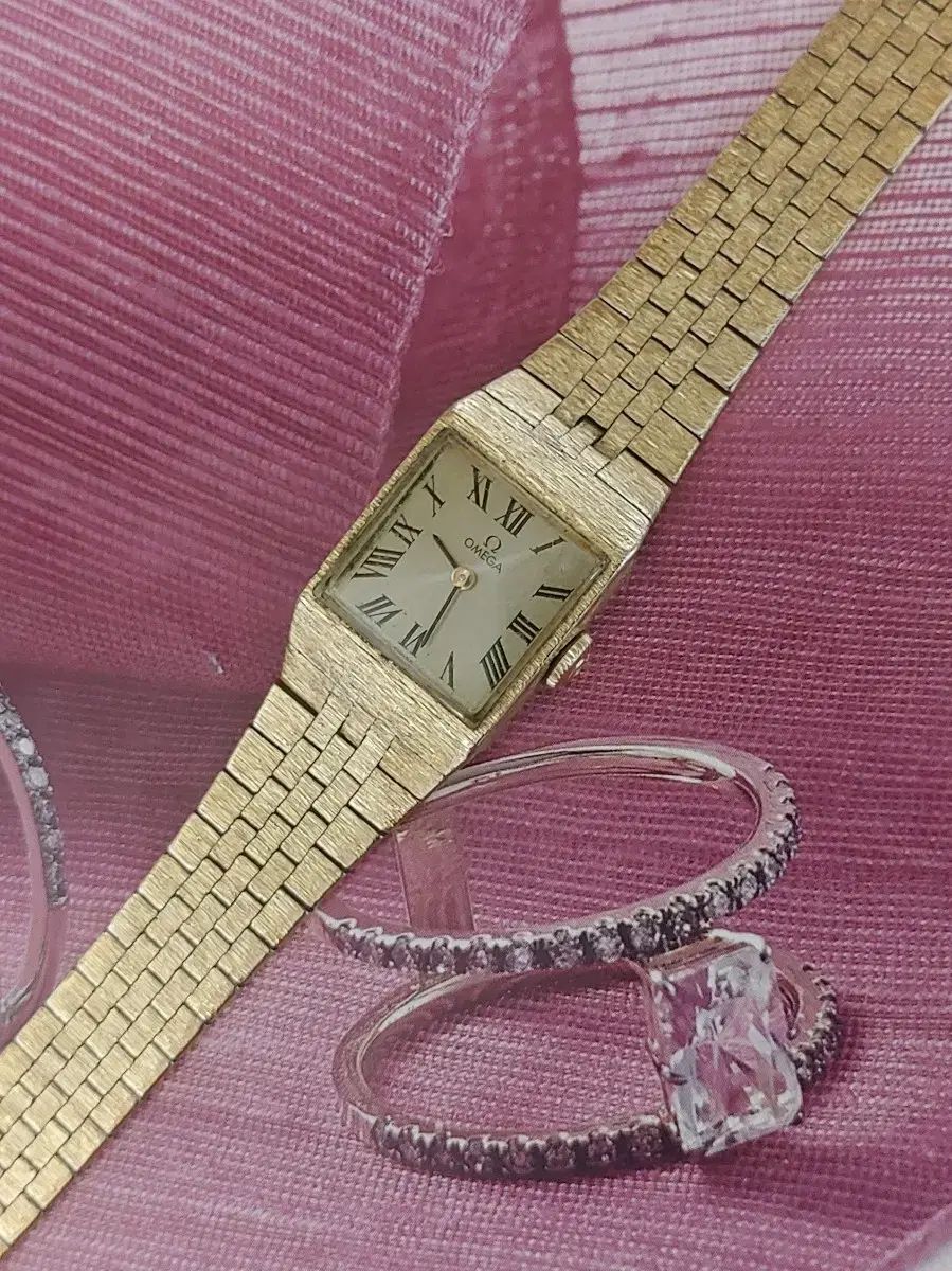 385 OMEGA デビル 手巻き時計 新品ベルト ゴールド ブラック メンズ 385 OMEGA デビル 手巻き時計 新品ベルト ゴールド ブラック メンズ