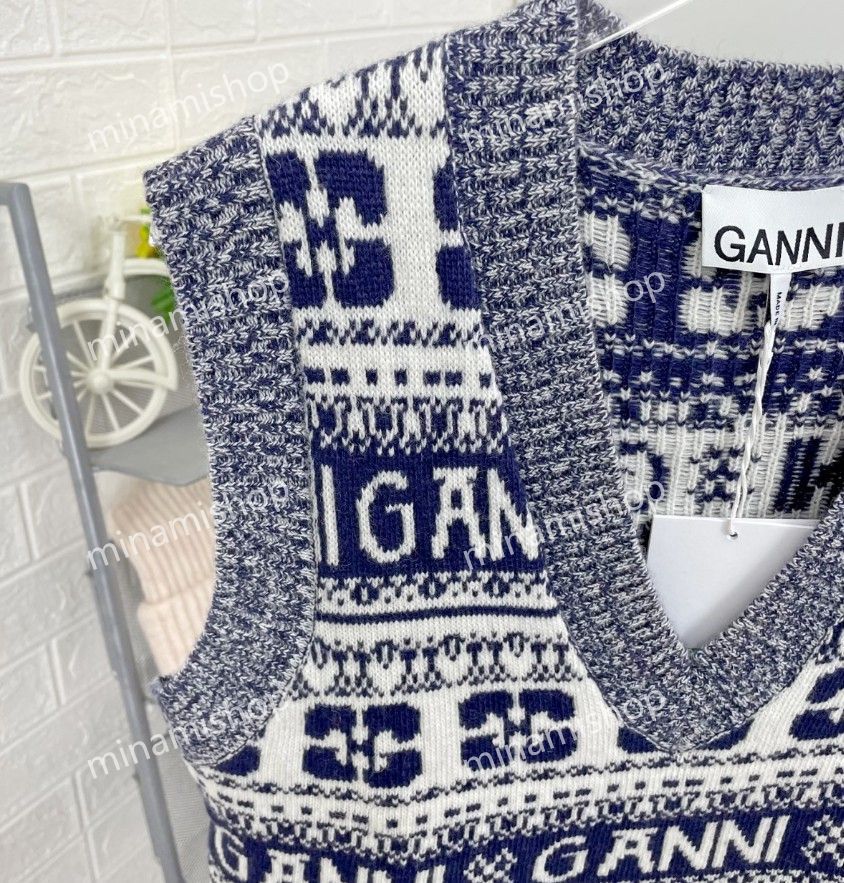 関税・送料込☆GANNI 【マルイ北千住】 ロゴジャカード ウールブレンドベスト