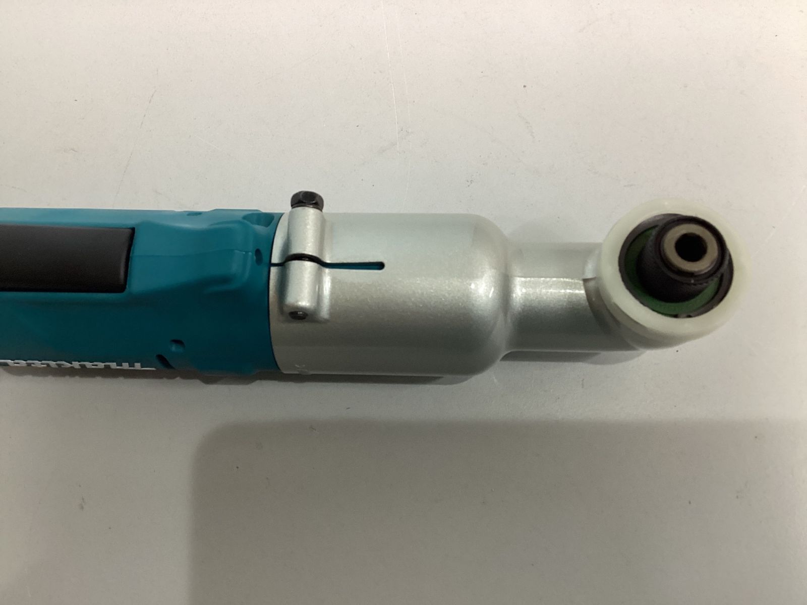 充電式アングルインパクトドライバ