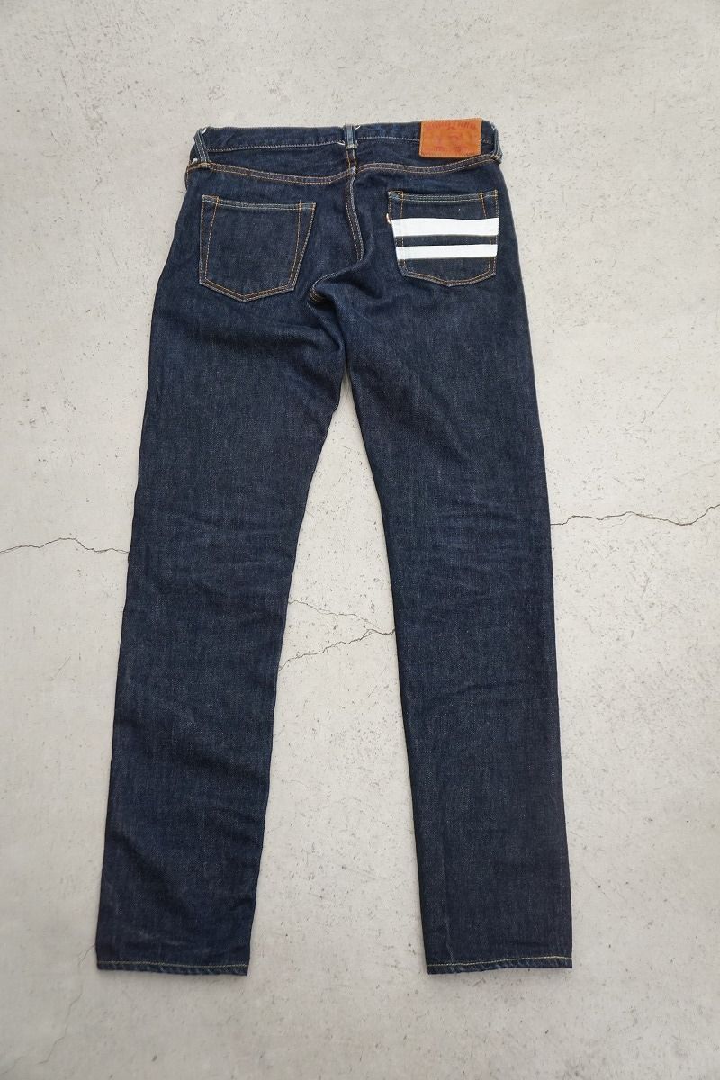 MOMOTARO JEANS 桃太郎ジーンズ 出陣 ナロー テーパード モモタロウ ジーンズ デニム パンツ ボタンフライ 0105SP W29 923P♪