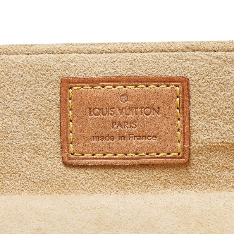 VUITTON