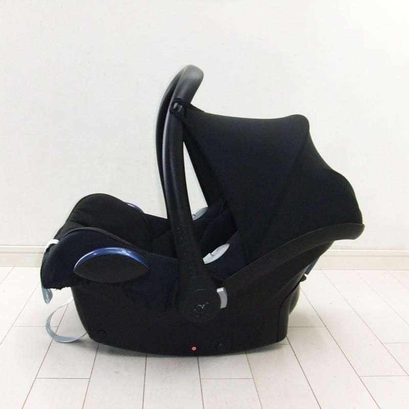 綺麗 マキシコシ カブリオフィックス 新生児から15ヶ月【C.一般中古  