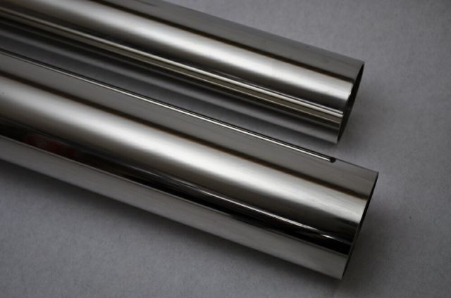 部材　ステンレスパイプ　１１４．３Φ　ＳＵＳ３０４　化粧管　９８０ｍｍ　送料込