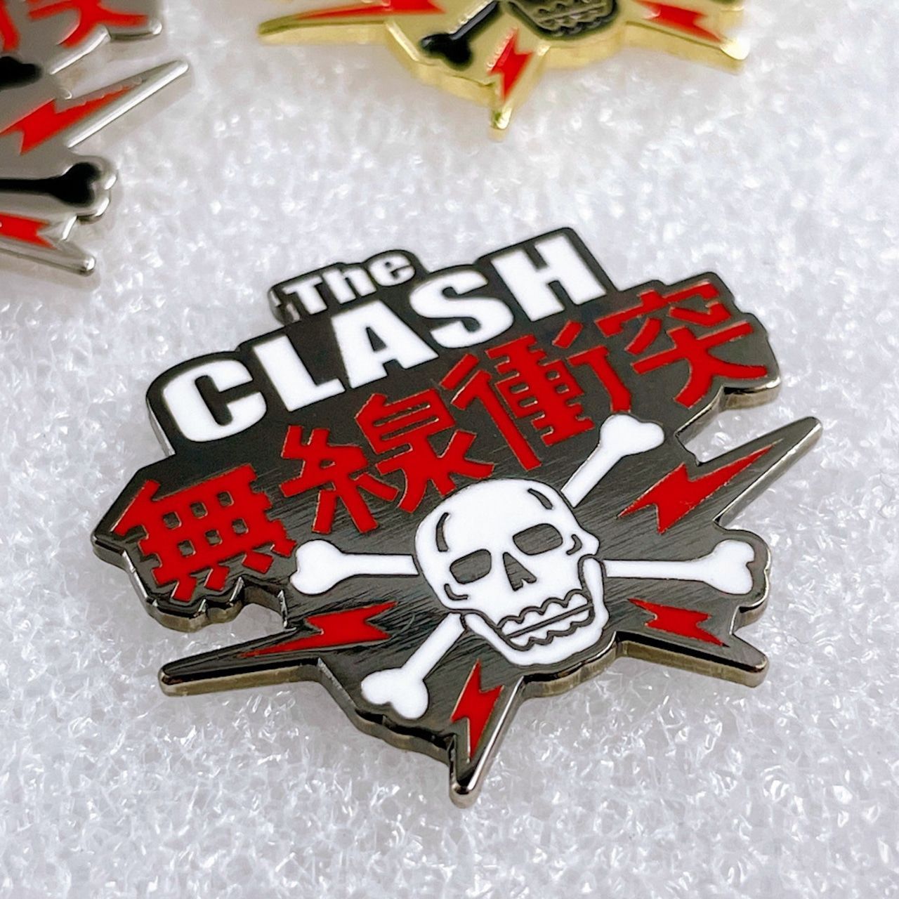 【廃盤品】AMBUSH ロゴ入りピンバッジ2個セット Amazon | [HIGHTIDE] ニューレトロ ピンバッジ (A)ぎょうざ