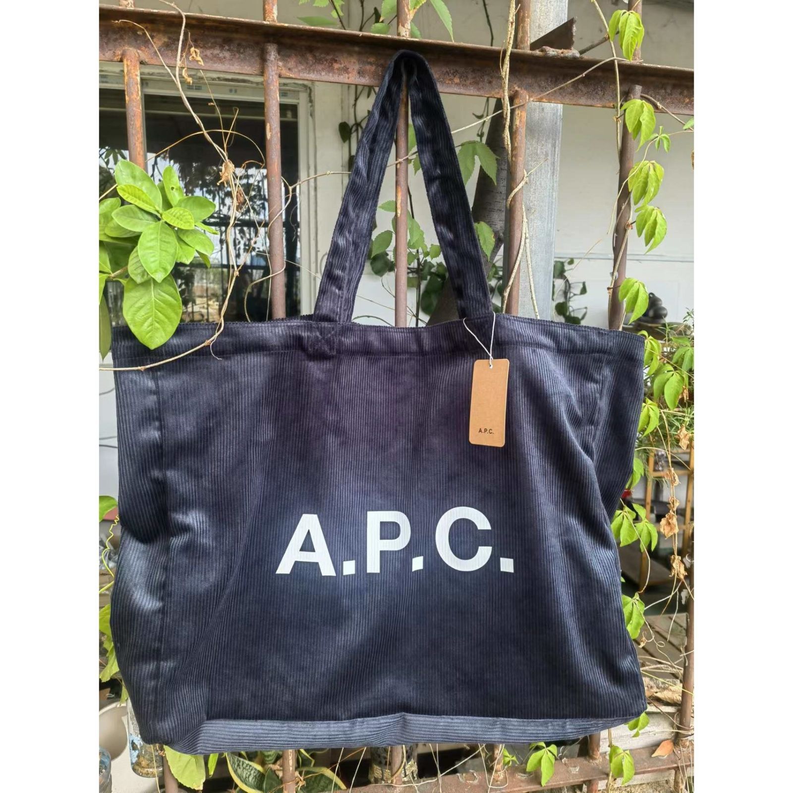 A.P.C. アーペーセー トートバッグ コーデュロイ 大容量 通学 紺色