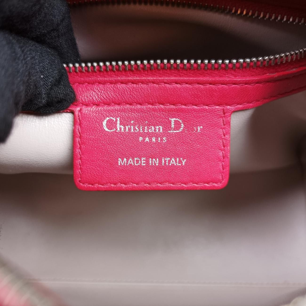 ディオールローズ