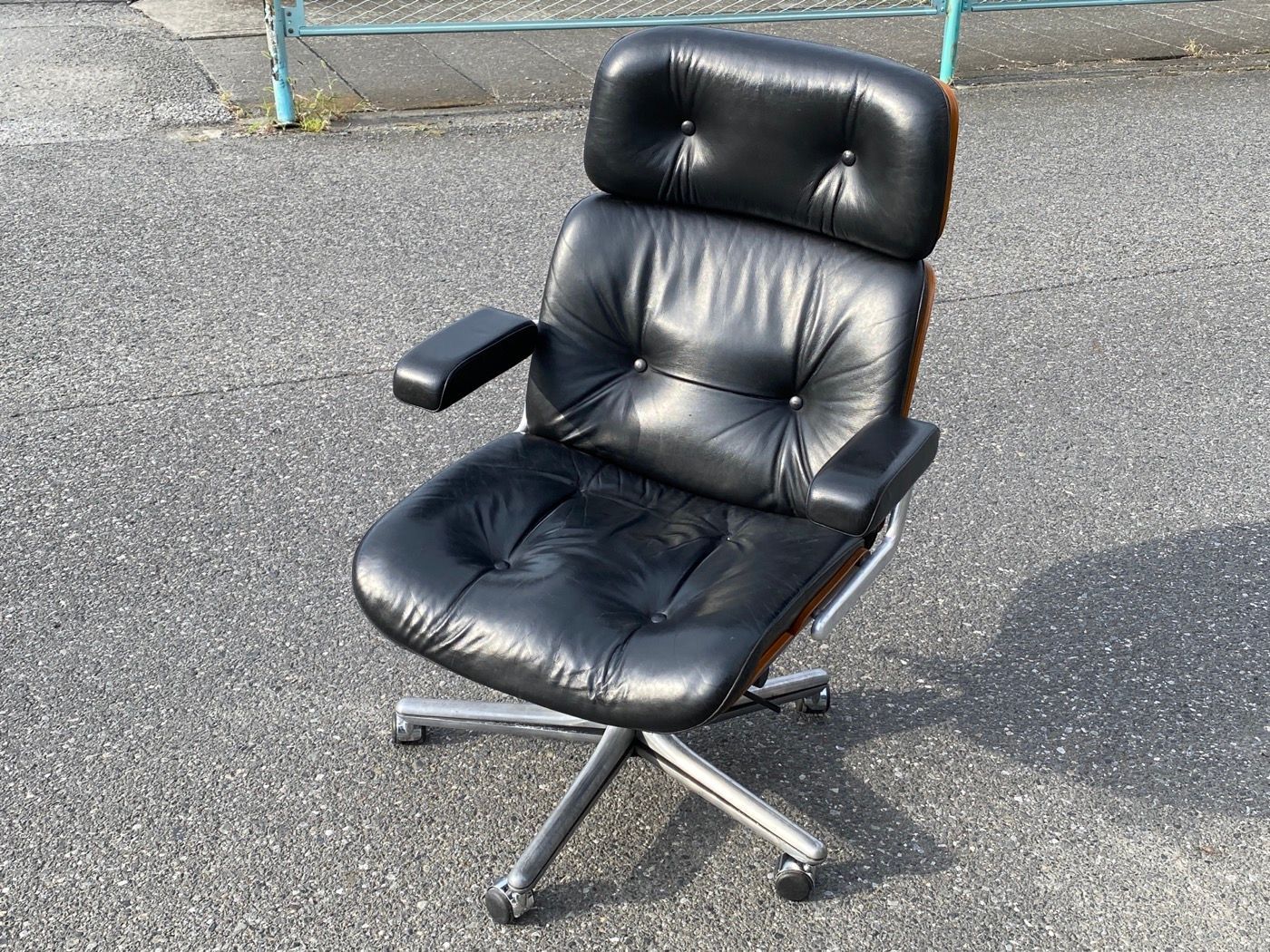 Giroflex ジロフレックス 名作82Pasal パサール