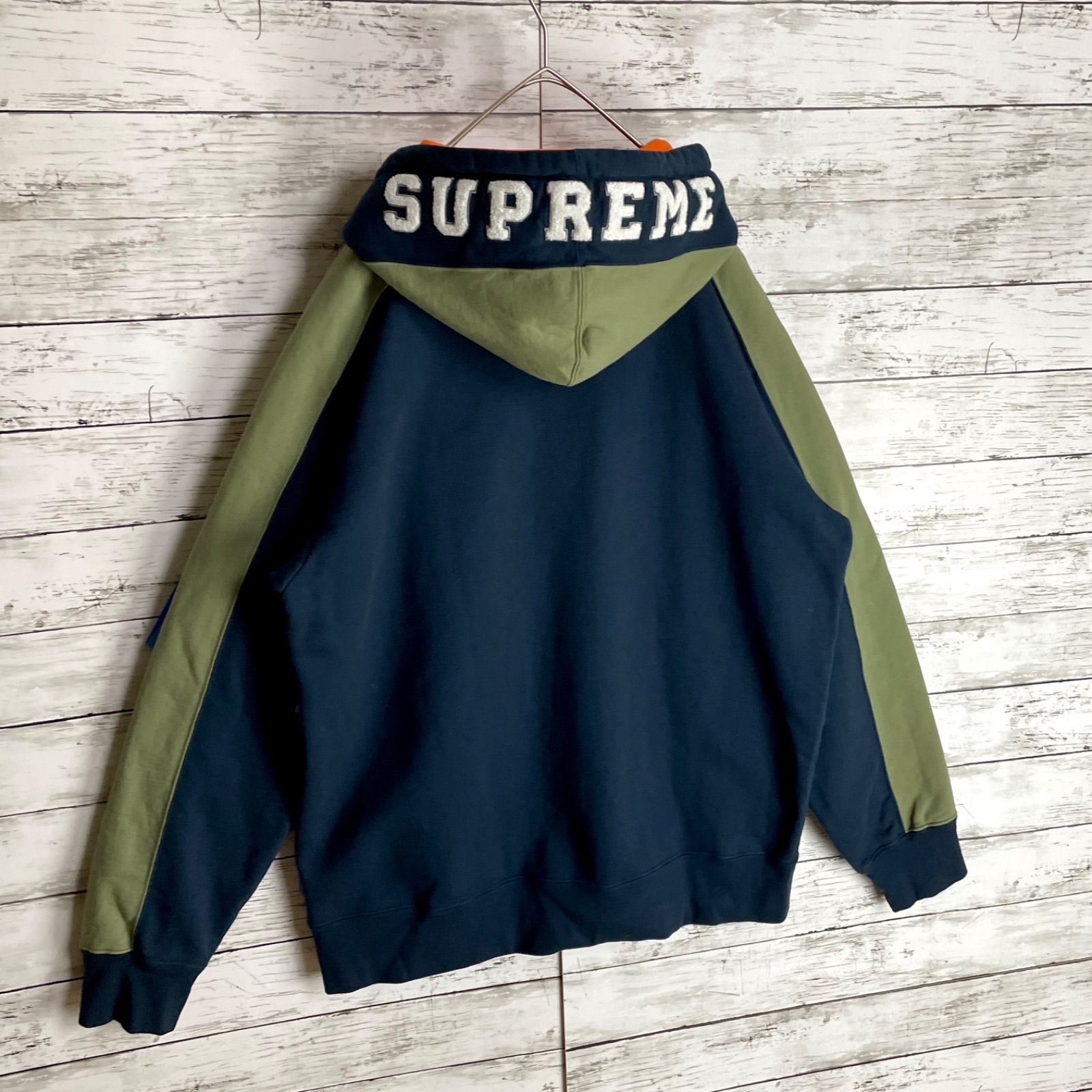 01004【希少デザイン】シュプリーム / Supreme☆フード刺繍ロゴ 色 