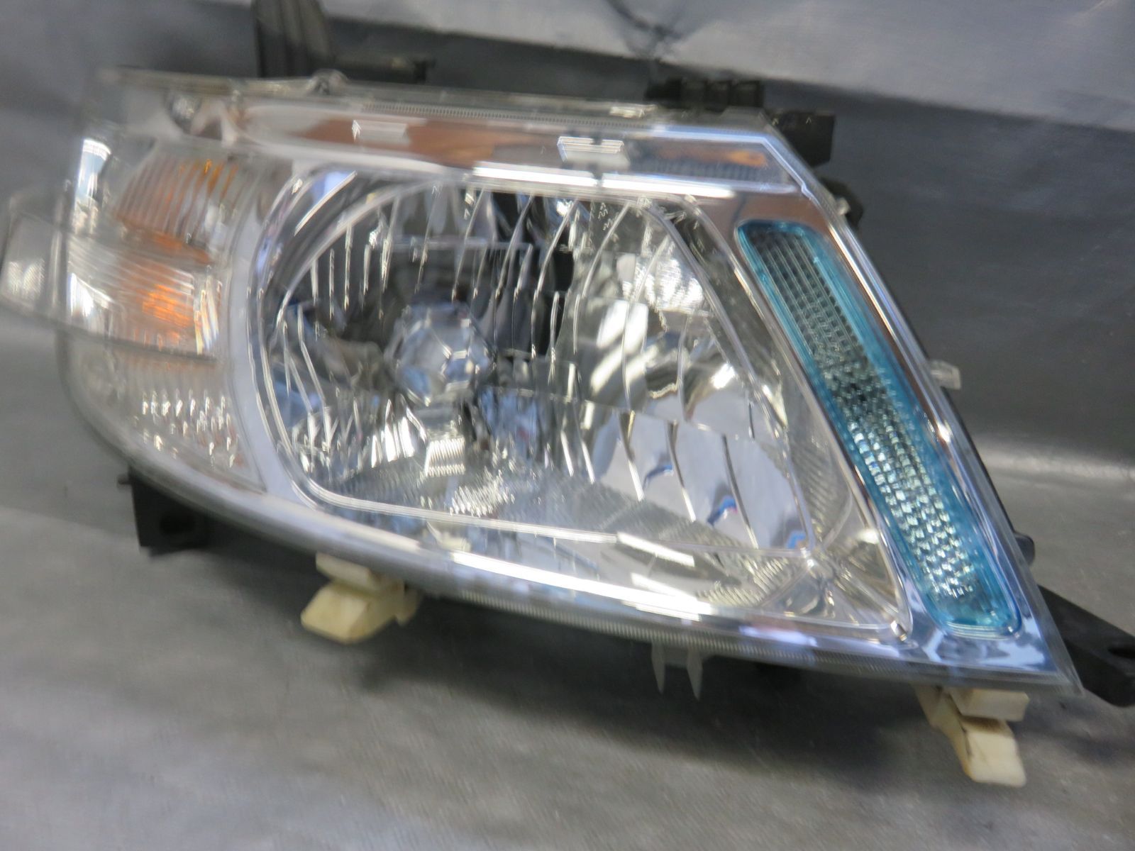 セレナ CC25 ヘッドライト ヘッドランプ ライト 左右セット コイト 100