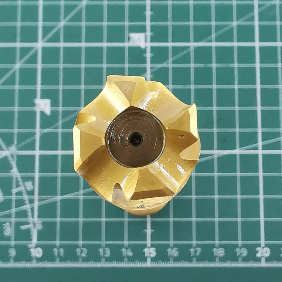 ストレートシャンク