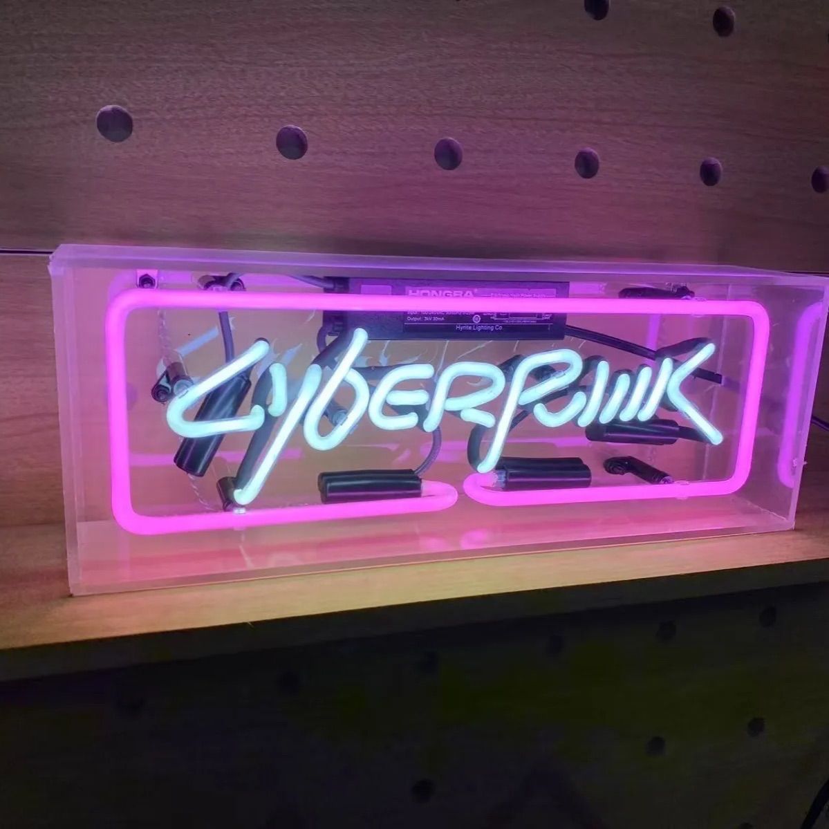 オーダー ネオンサイン CYBERPUNK ロゴデザイン ネオンライト オリジナル LED