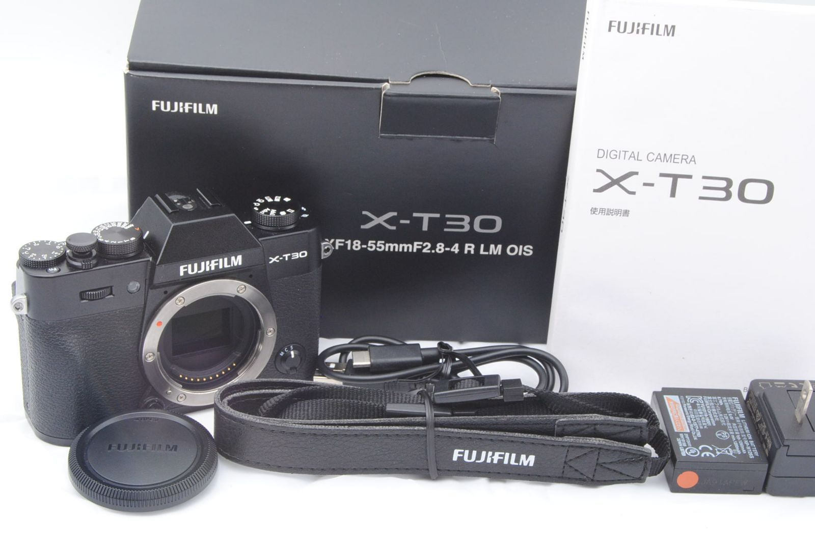 満点の 8500ショット台！新品級 ☆FUJIFILM X-T30ボディ ブラック X