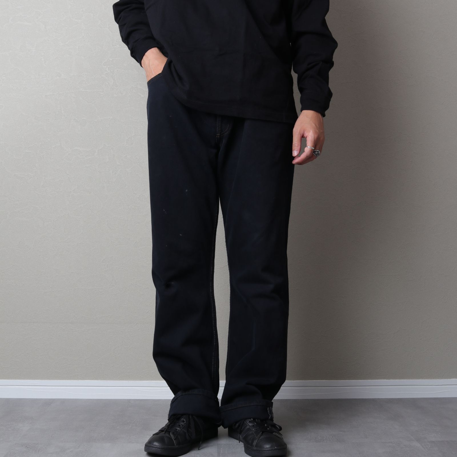 [33×31] EURO Levi's 501 Black Denim Pants 