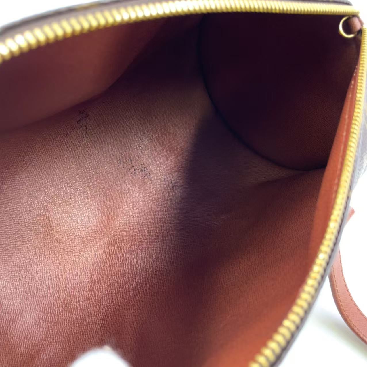 ブラウン ハンドバッグ