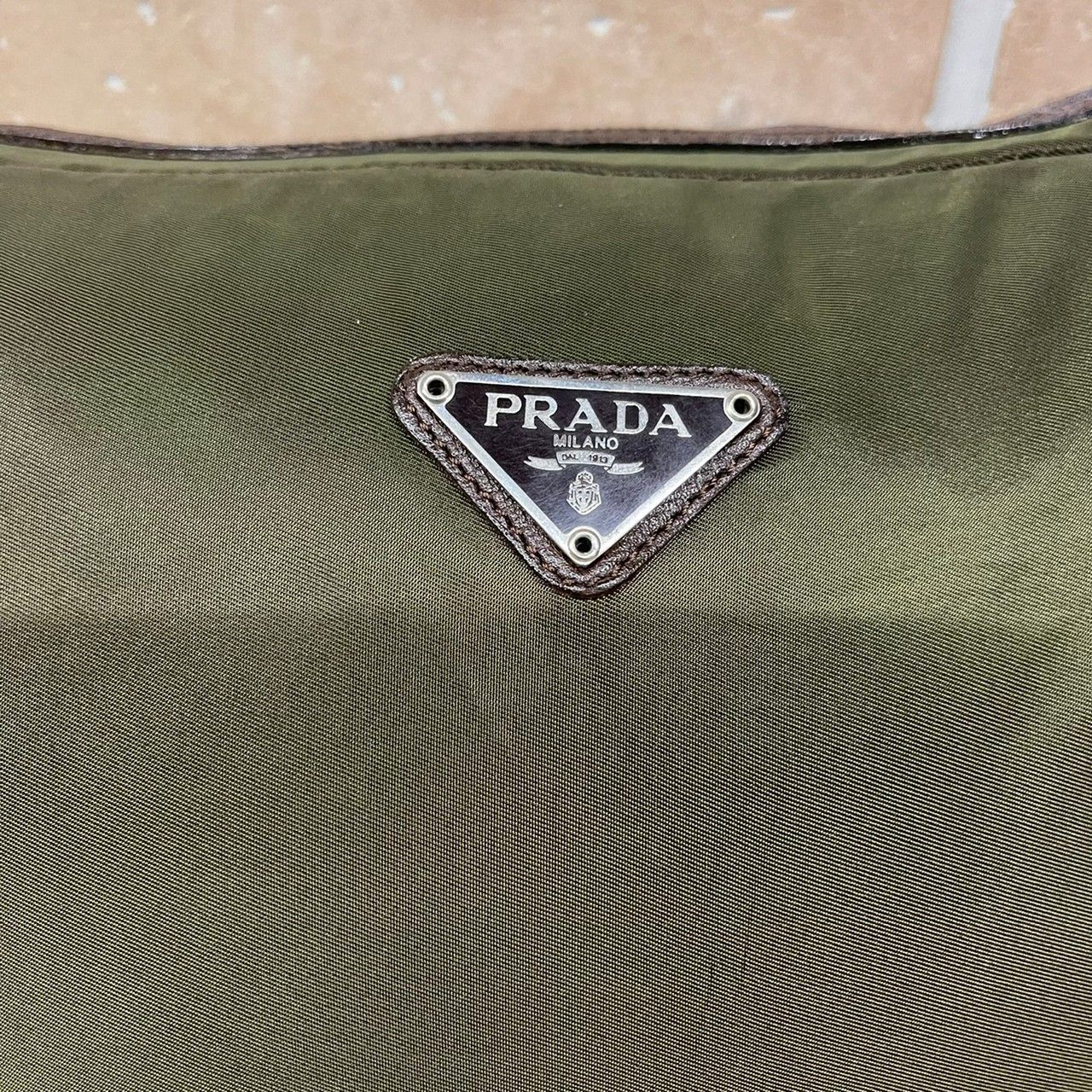 7 PRADA プラダ ナイロン ポーチ カーキ - メルカリ