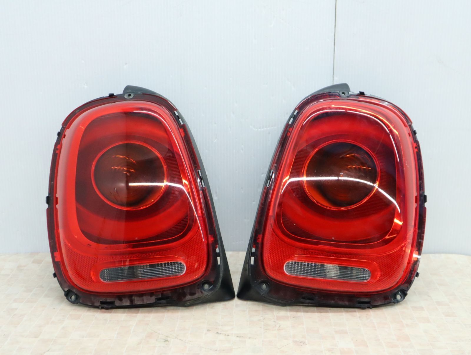 F56 純正テールライト 前期 MINI ユニオンジャック テールランプ F55