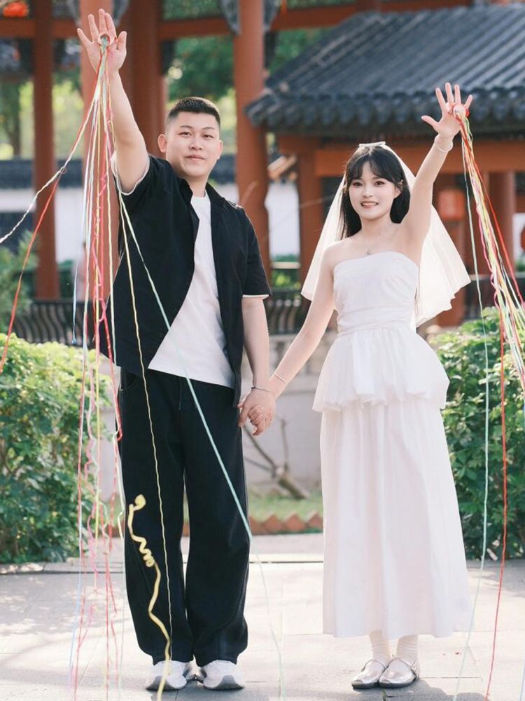 送料無料 軽やかなウエディングドレス 新婦 結婚 婚約 ミニドレス セット モーニングローブ 日常 お披露目 フォトウェディング 個性派ドレス-9.18