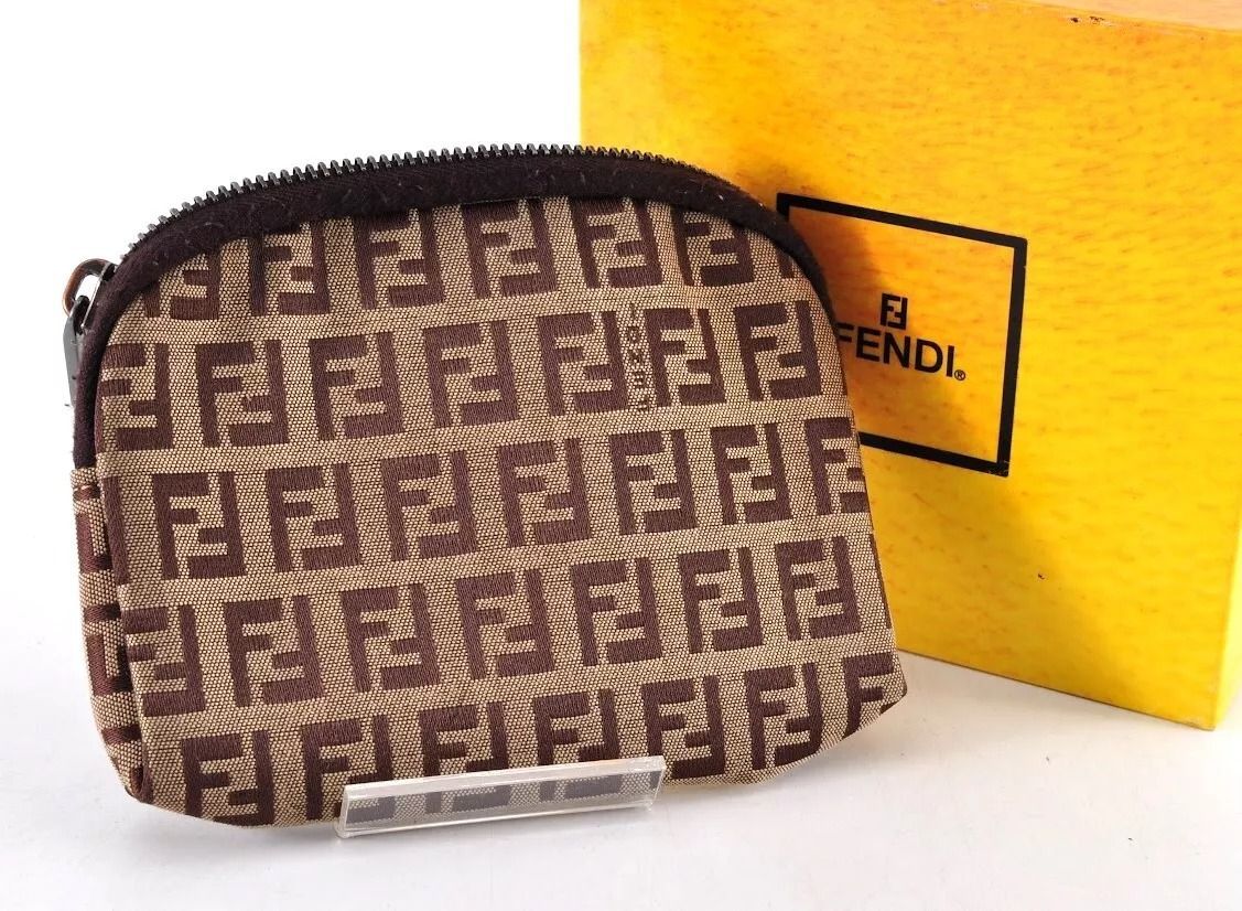 ✨新品・未使用✨　FENDI ズッキーノ　小銭入れ　コインケース　総柄　ブラック 楽天市場】【新品未使用品】FENDI フェンディ ズッキーノ柄