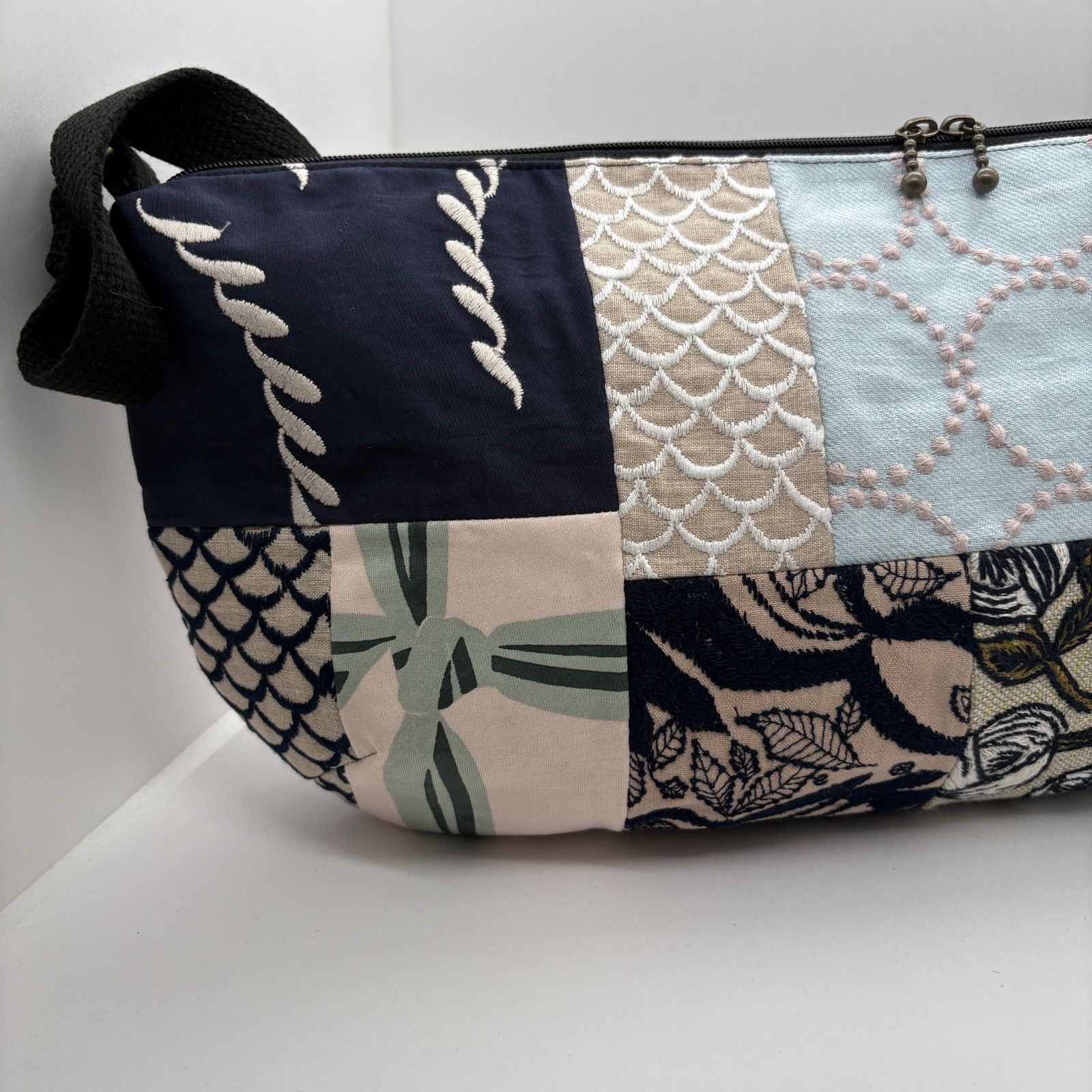 ハンドメイドミナペルホネンバッグパッチワーククロワッサンショルダー