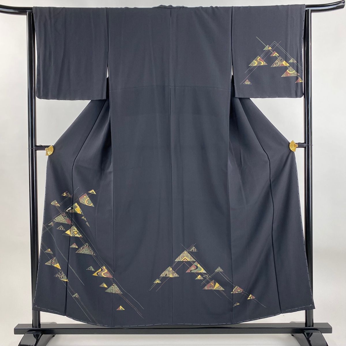 訪問着 身丈153.5cm 裄丈64cm M 袷 鱗柄 亀甲 金銀糸 金彩 墨色 正絹 秀品