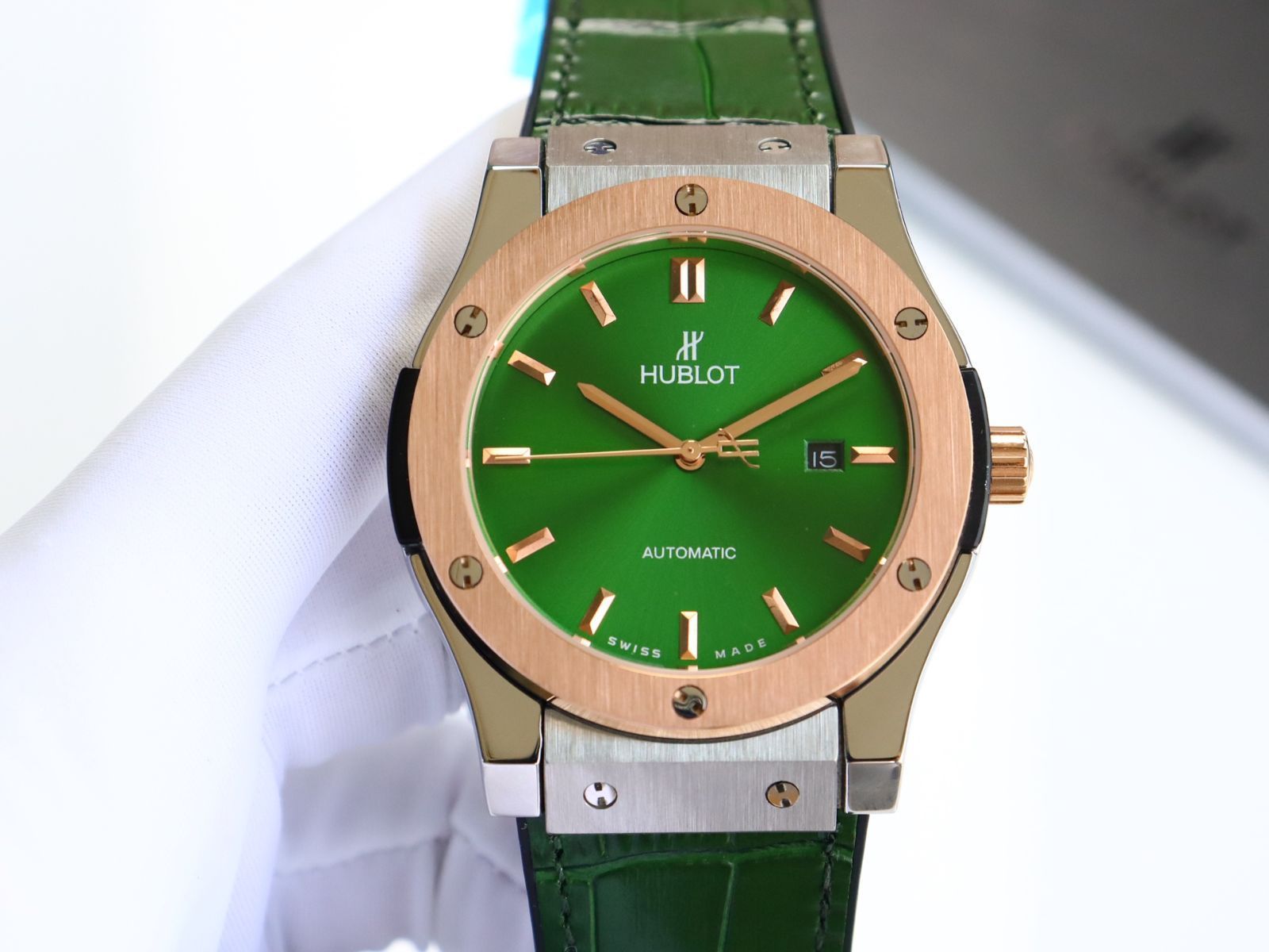 【新品未使用】ＨＵＢＬＯＴ　クラシックフュージョン　アリゲーターストラップ ウブロ HUBLOT クラシックフュージョン フェラーリGT 世界限定