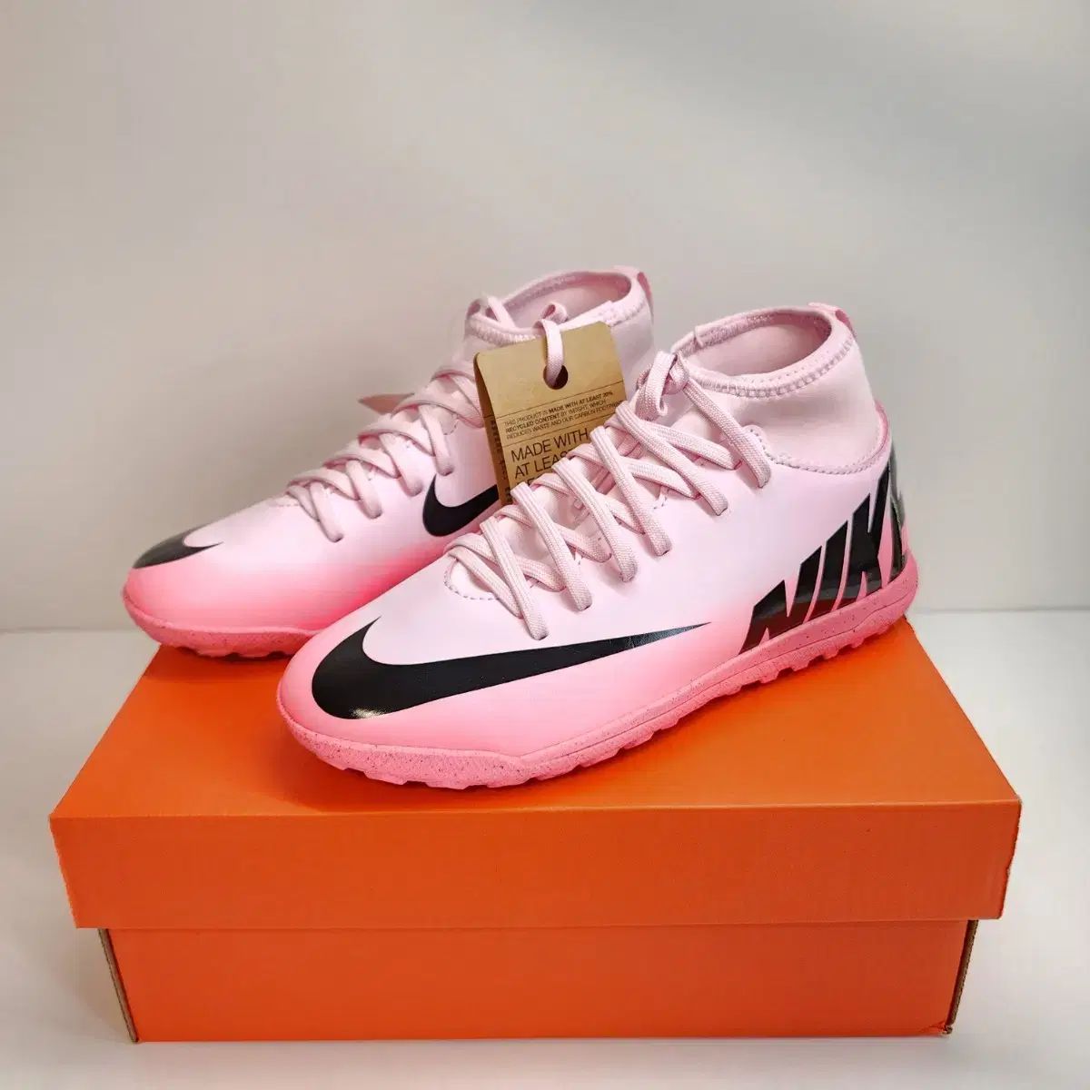 【雷市場（ポンジャン）商品韓国直送】 新品 NIKE(ナイキ) ジュニア スーパーフライ 9 クラブ TF サッカーシューズ- 220 235