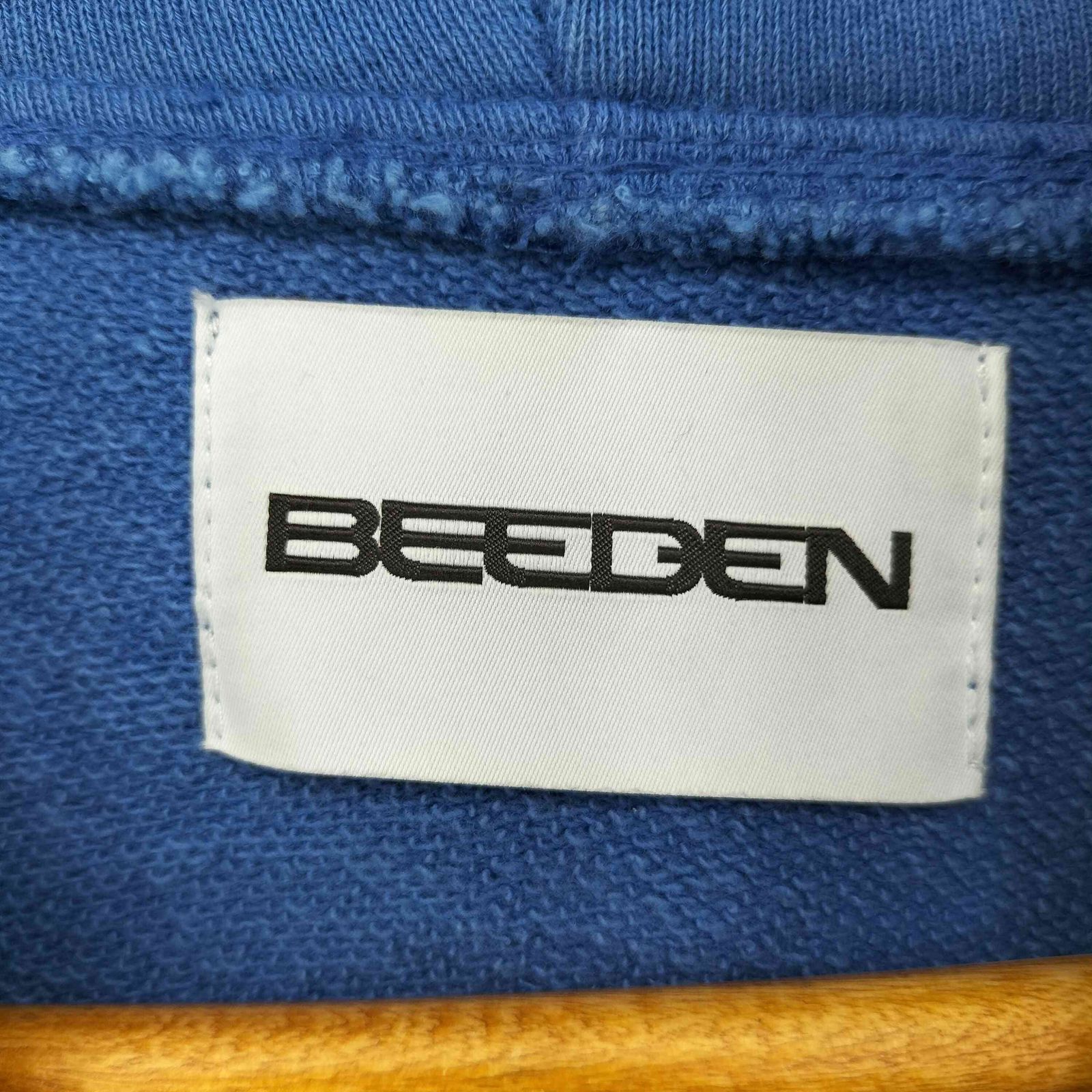 USED古着(ユーズドフルギ) {{beeden}} LOGO PIGMENT BASIC PARKER  中古 古着 0310 ユーズドフルギ USED古着 LOGO PIGMENT BASIC PARKER レディース