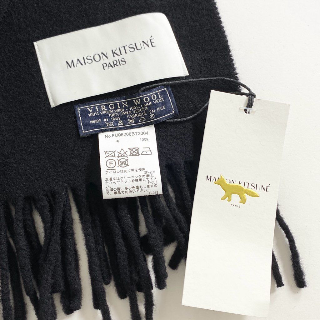 g9 【タグ付き】MAISON KITSUNE メゾンキツネ ワンポイント刺繍  