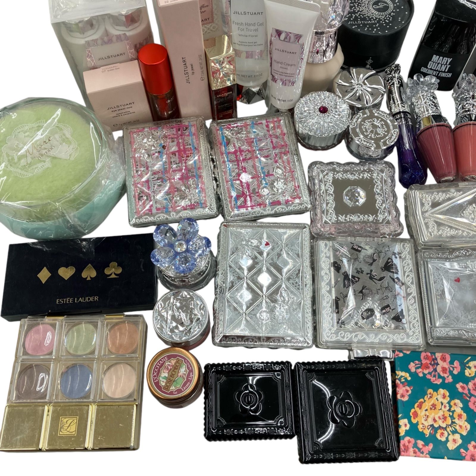 【おかっぱリボン 】Kanebo DEW SUPERIOR 4個まとめ売り DEW9点まとめ売り おかっぱリボン 】Kanebo DEW SUPERIOR 4個まとめ