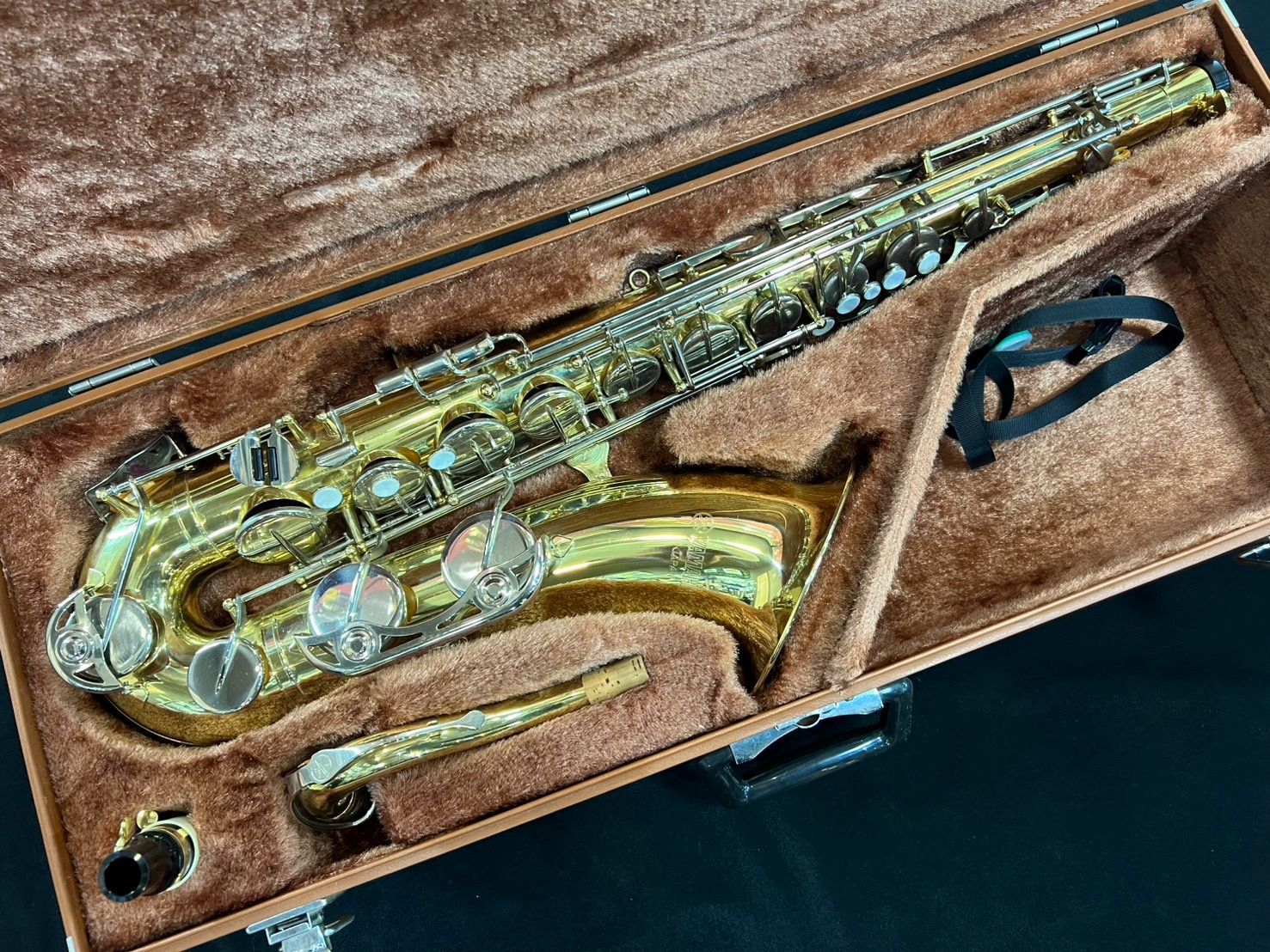 レア Kaerntner カーブドソプラノサックス 管楽器 ハードケース付属