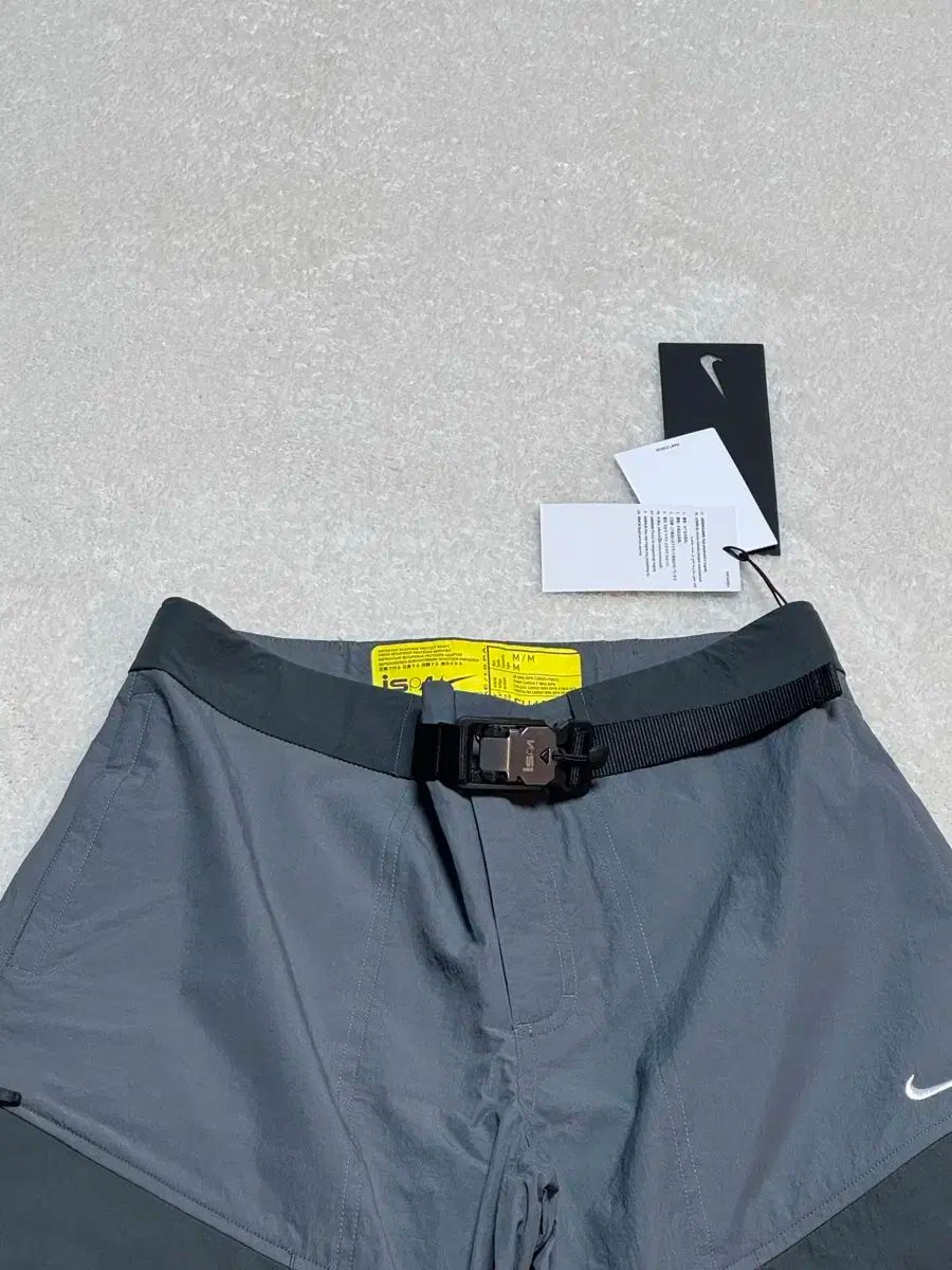 IORE イオレ BELLE PANTS ベルパンツ 34 タグ付き IORE イオレ BELLE