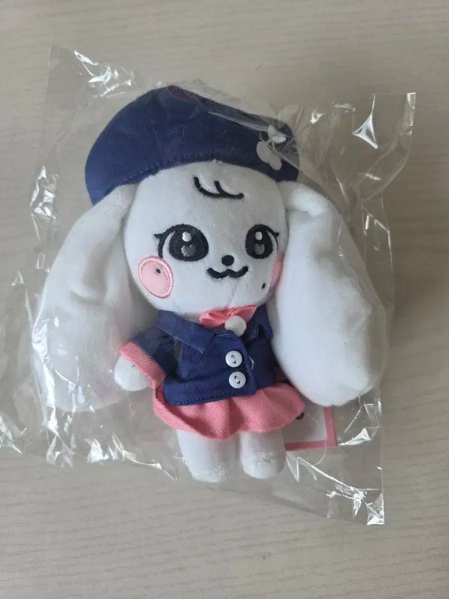 IVE minive cherry チェリー ウォニョン ぬいぐるみ IVE ウォニョン