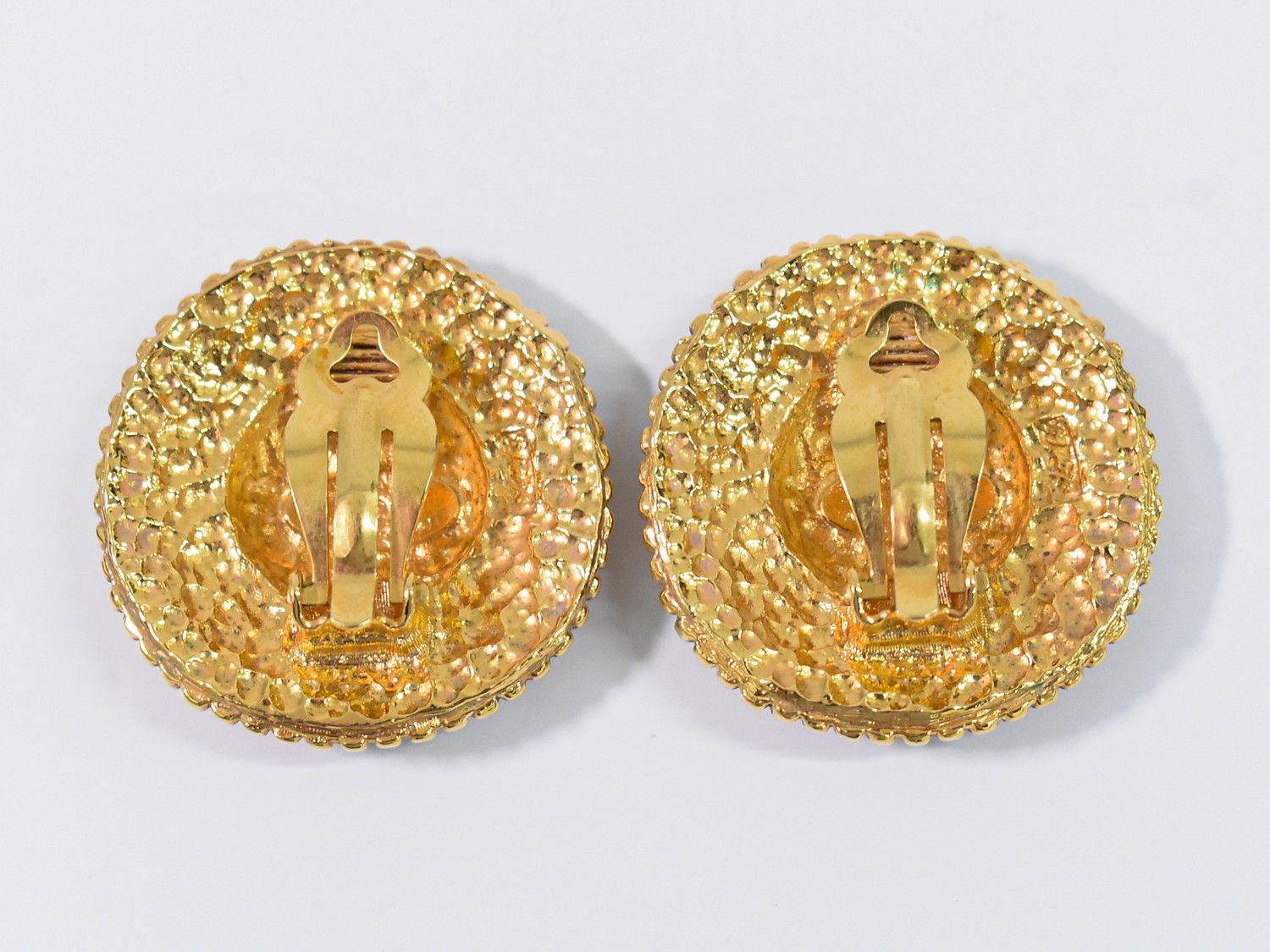 本物 シャネル CHANEL ロゴ イヤリング GP ゴールド メッキ アクセサリー ジュエリー フォロー割