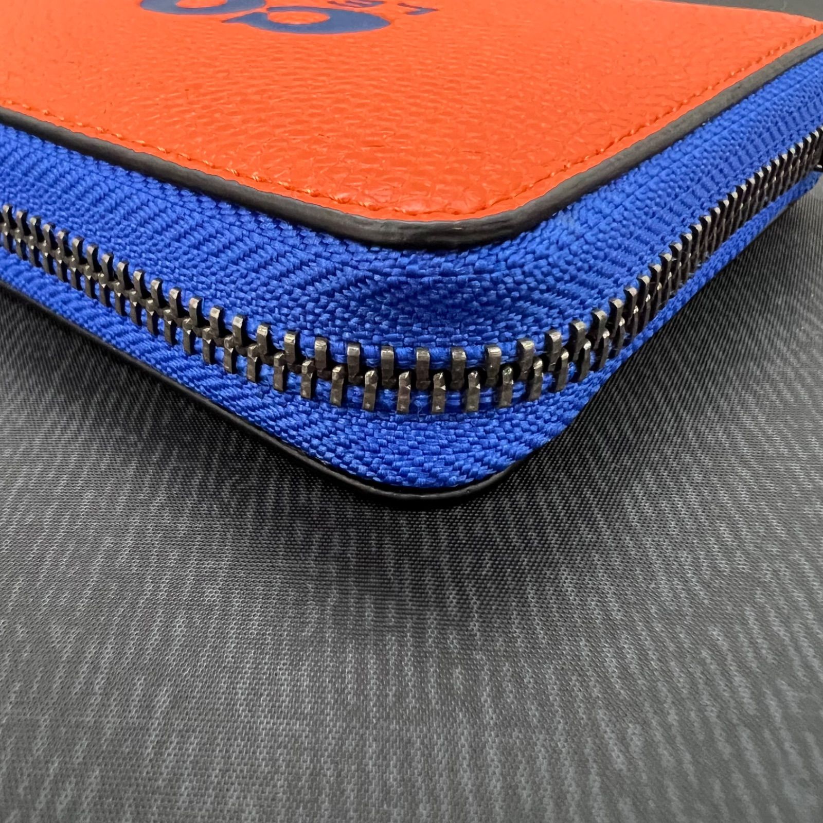 新品未使用】COACH ラウンドファスナー長財布 C6699 - メルカリ