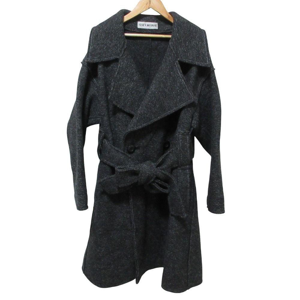 ISSEY MIYAKE イッセイミヤケ ウール ダブルブレスト ベルテッドコート IM13KA279 サイズ2 グレー レディース 古着