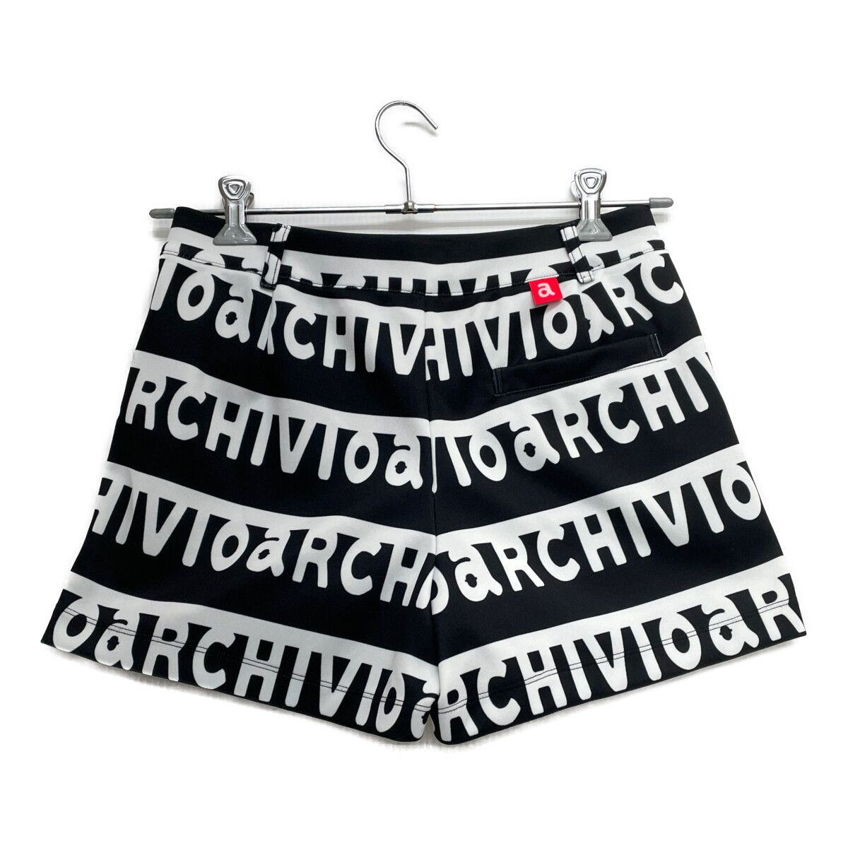 ゴルフ レディース アルチビオ archivio ショートパンツ 40(L) 白×黒