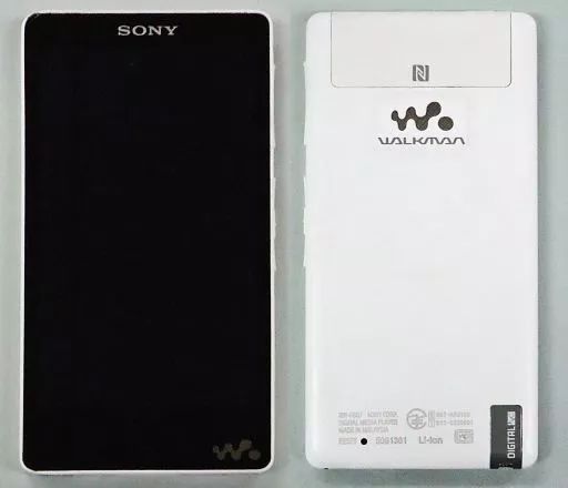 SONY ウォークマン NW-A55WI 16GB SONY純正ソフトケース付 カバーあり