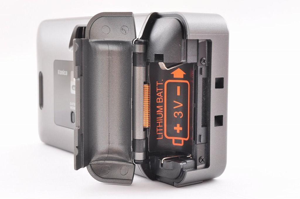 コンパクトフィルムカメラ