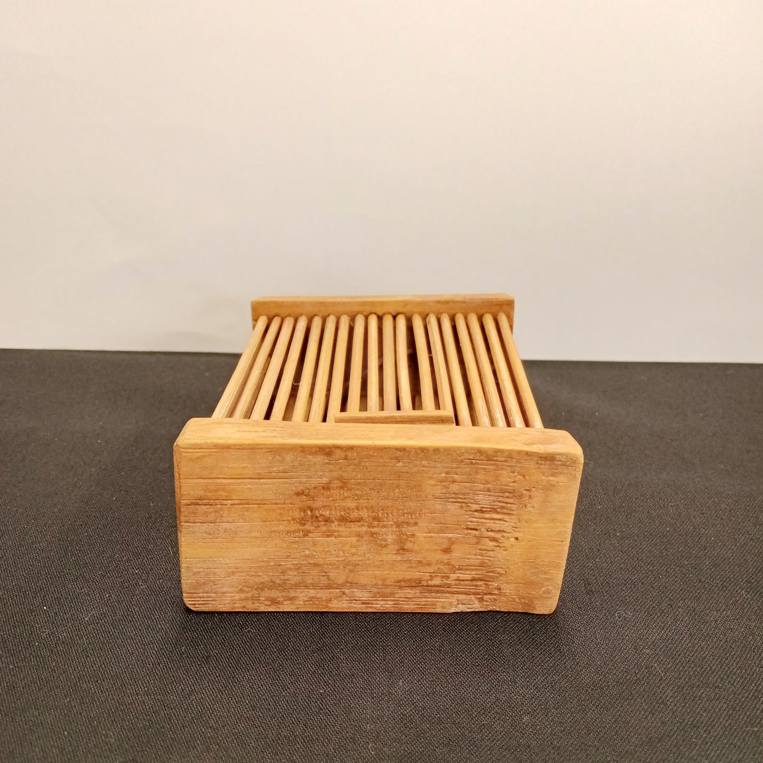 李朝 19世紀 竹造 虫籠 虫かご 小 幅7cm cricket cage 0055